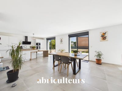 /international/fr/coueron-pays-de-la-loire-310108367706/
