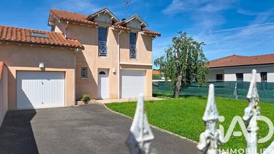 /international/fr/juillan-midi-pyrenees-310108271006/