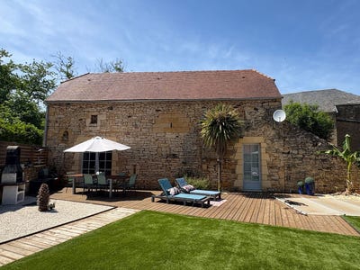 /international/fr/sarlat-la-caneda-aquitaine-310108677582/?lang=pt