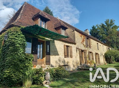 /international/fr/coux-et-bigaroque-mouzens-aquitaine-310107816783/