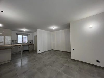 /international/fr/montelimar-rhone-120095674555/