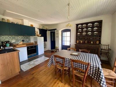 /international/fr/cregols-midi-pyrenees-310103751639/