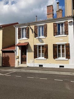 /international/fr/aire-sur-l-adour-aquitaine-310107221448/