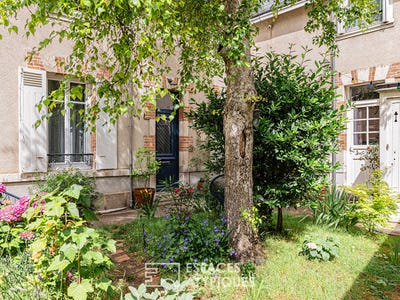 /international/fr/orleans-centre-val-de-loire-310109240149/