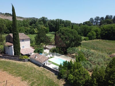 /international/fr/saint-ambroix-languedoc-roussillon-310107013761/