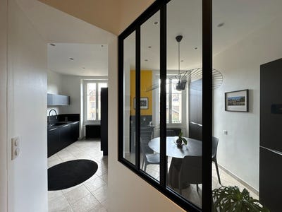 /international/fr/lons-le-saunier-franche-comte-310106968996/