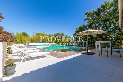 /international/fr/aubagne-provence-alpes-cote-d-azur-310119434902/
