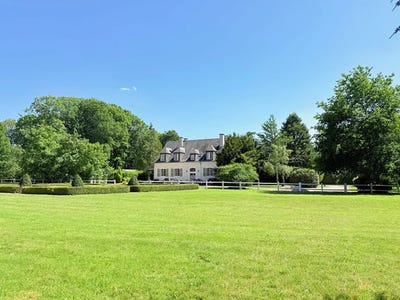 /international/fr/serruelles-centre-val-de-loire-310108564982/
