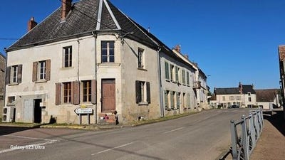 /international/fr/cosne-cours-sur-loire-burgundy-310099363388/?lang=zh-tw