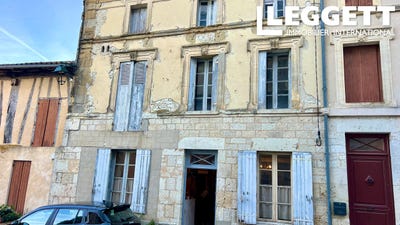 /international/fr/lauzun-aquitaine-310104003820/