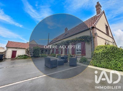 /international/fr/courville-sur-eure-centre-val-de-loire-310107899160/