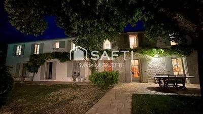 /international/fr/saint-medard-d-aunis-charente-310107148882/