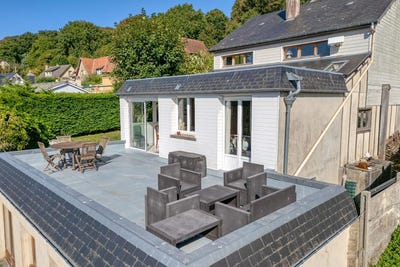 /international/fr/etretat-upper-normandy-310102669994/