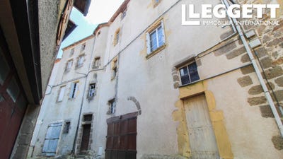/international/fr/confolens-charente-310101736882/