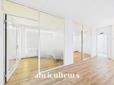/international/fr/reze-pays-de-la-loire-310106591977/
