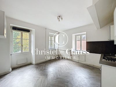 /international/fr/thann-alsace-310104114367/