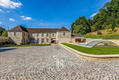 /international/fr/verneuil-en-halatte-picardie-310106505336/