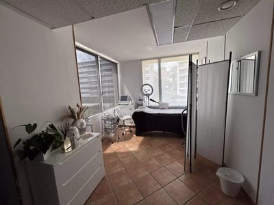 /international/fr/cannes-provence-alpes-cote-d-azur-310099618748/