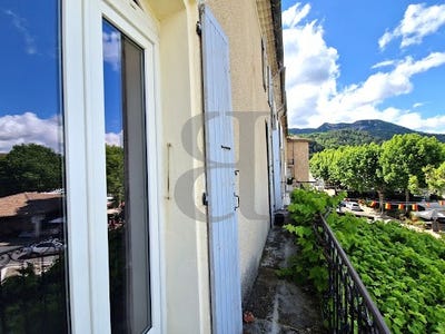 /international/fr/nyons-rhone-310100102996/
