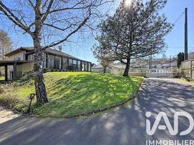 /international/fr/cosnac-limousin-310106591551/