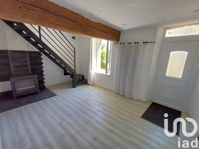 /international/fr/thorigny-sur-oreuse-burgundy-310107671869/