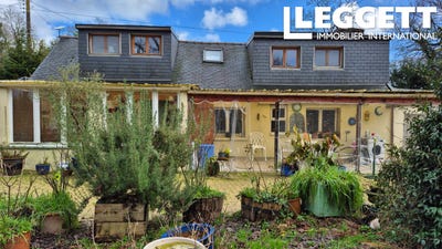 /international/fr/cleden-poher-brittany-310105378163/