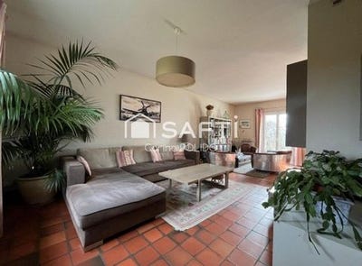 /international/fr/crepy-en-valois-picardie-310106021608/