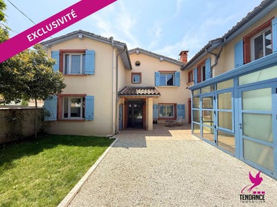 /international/fr/grenade-midi-pyrenees-310100238153/