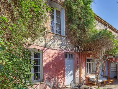 /international/fr/perpignan-languedoc-roussillon-310101111052/