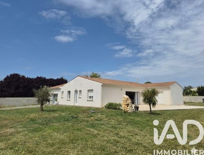 /international/fr/saint-germain-de-lusignan-charente-310108051126/