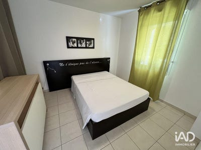 /international/fr/azille-languedoc-roussillon-310108758746/