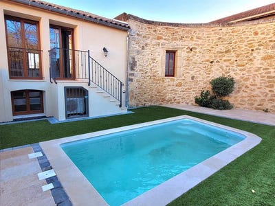 /international/fr/autignac-languedoc-roussillon-310098736550/?lang=en