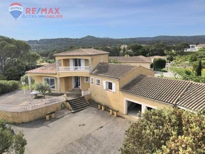 /international/fr/carcassonne-languedoc-roussillon-310100113065/