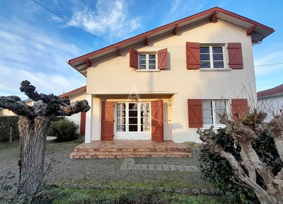 /international/fr/avenue-du-marsan-villeneuve-de-marsan-aquitaine-310108591813/