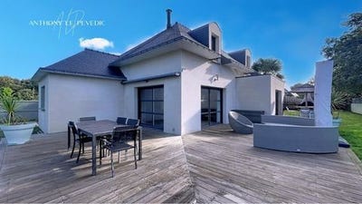 /international/fr/locmariaquer-brittany-310102715710/