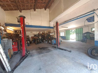 /international/fr/plaissan-languedoc-roussillon-310100488500/