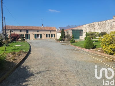 /international/fr/reaumur-pays-de-la-loire-310098416311/
