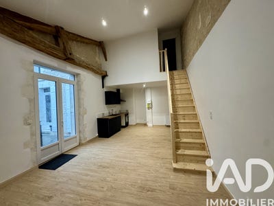 /international/fr/barbezieux-saint-hilaire-charente-310104630254/