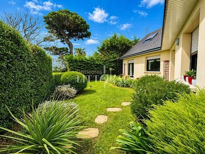 /international/fr/perros-guirec-brittany-310109935972/