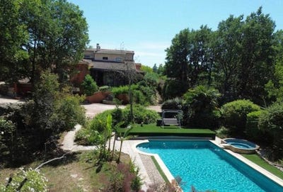 /international/fr/ruoms-rhone-310107914216/