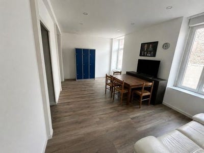 /international/fr/fougeres-brittany-310108675694/