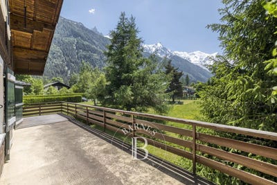/international/fr/chamonix-rhone-310108265314/