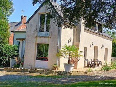 /international/fr/marly-gomont-picardie-310094287932/
