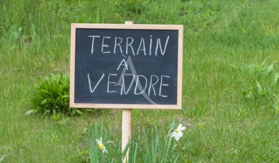 /international/fr/vinon-sur-verdon-provence-alpes-cote-d-azur-310110039786/