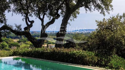 /international/fr/grimaud-provence-alpes-cote-d-azur-310101061526/?lang=en