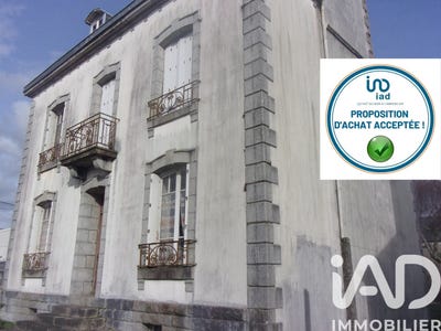 /international/fr/chateauneuf-du-faou-brittany-310106966764/