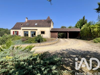 /international/fr/vitrac-auvergne-310105229978/