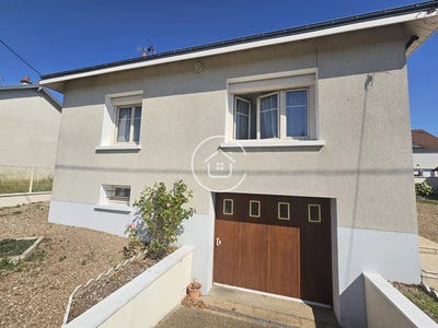 /international/fr/la-chaussee-saint-victor-centre-val-de-loire-310108899197/