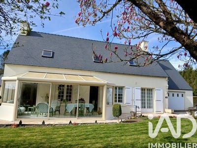 /international/fr/le-cloitre-saint-thegonnec-brittany-310106420610/