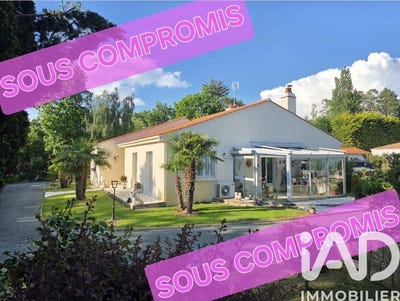 /international/fr/la-chapelle-hermier-pays-de-la-loire-310107901015/